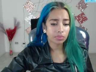 cristalraven webcam model stream image