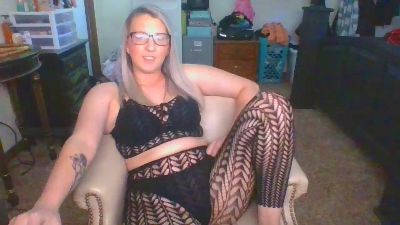 Milfmama96 webcam model stream image