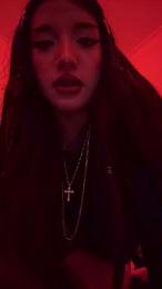 harucristal webcam model stream image