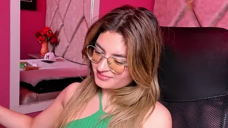 EmiliRouse_ webcam model stream image