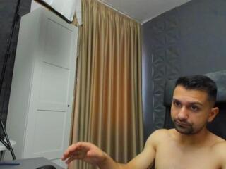 Bryce Reign webcam model stream image