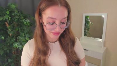 AmalHogsette webcam model stream image