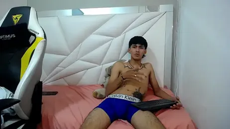 yiisu_ webcam model stream image