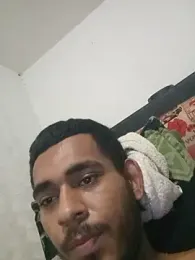 MaximoSualteza777 webcam model stream image