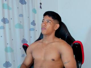 Brad Hadman webcam model stream image