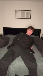 Couplenotabus webcam model stream image