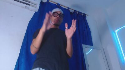 LatinWolfBoy webcam model stream image