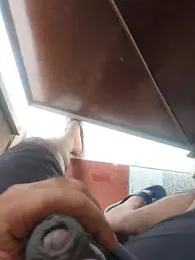 Gururonny07 webcam model stream image