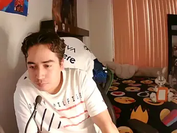 wowcum webcam model stream image