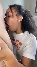 FreeIvy webcam model stream image