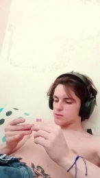 Alexitwink19 webcam model stream image