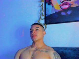 Justin Whitte webcam model stream image