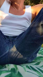 dombull1 webcam model stream image