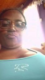 momsexy_xxx webcam model stream image