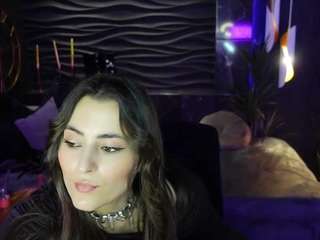 kyliemellow webcam model stream image