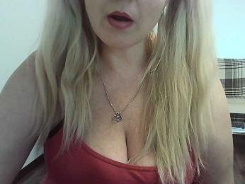 Multiply-orgazm webcam bongacams model stream image