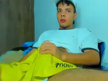 Alessandro_1610 webcam model stream image