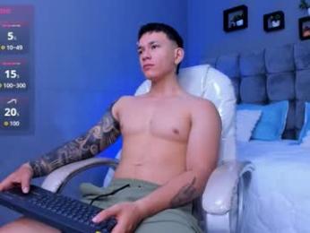 thomas_moon_ webcam model stream image