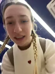 Lia__Love webcam model stream image