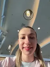 Lia__Love webcam model stream image