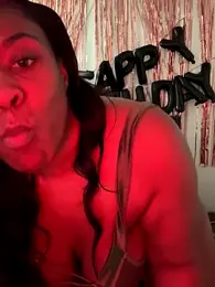 Fluffymama webcam stripchat model stream image
