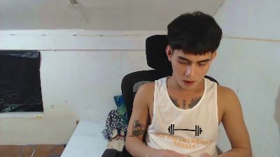 DecentGuy04 webcam model stream image