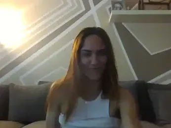 SlimBellaa webcam stripchat model stream image