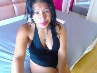 secrett-desiree webcam model stream image