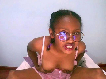 Blackjelly webcam bongacams model stream image