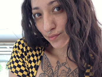 Slaynaxoxo webcam model stream image