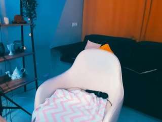 giawow webcam model stream image