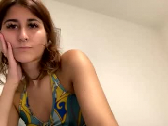 raiyvyn webcam model stream image