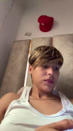 Cute_valerie666 webcam model stream image