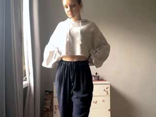 stellamoore webcam model stream image