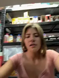 Andrea_19blonde webcam model stream image