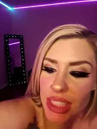 ellieconradxo webcam model stream image