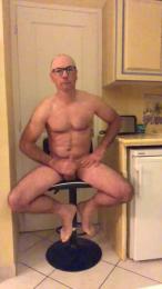 tompillibi webcam model stream image