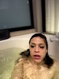 stormytt_ webcam model stream image