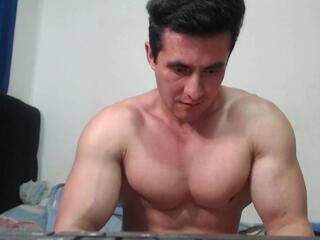 Edde Max webcam model stream image