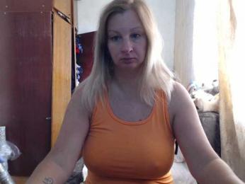 BustyBlondy webcam model stream image