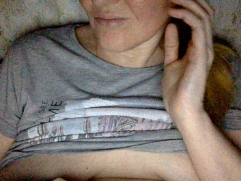 BlondyVio webcam model stream image