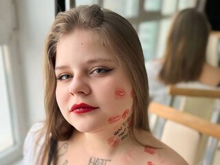 Alice Fiery webcam model stream image