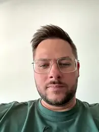 Heinchen1 webcam model stream image