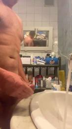 Toutb webcam model stream image