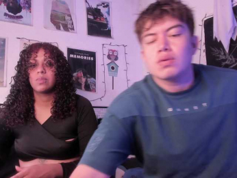 HotHoneyChile webcam model stream image