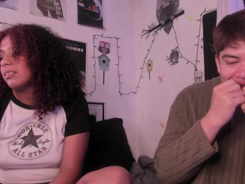 HotHoneyChile webcam model stream image