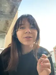 YumiLux webcam model stream image