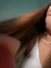 so_cutes webcam model stream image
