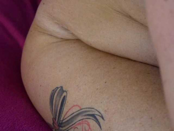 NadjaNeah webcam model stream image