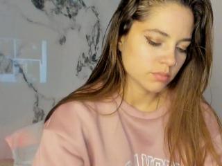 Ari Cooper webcam model stream image